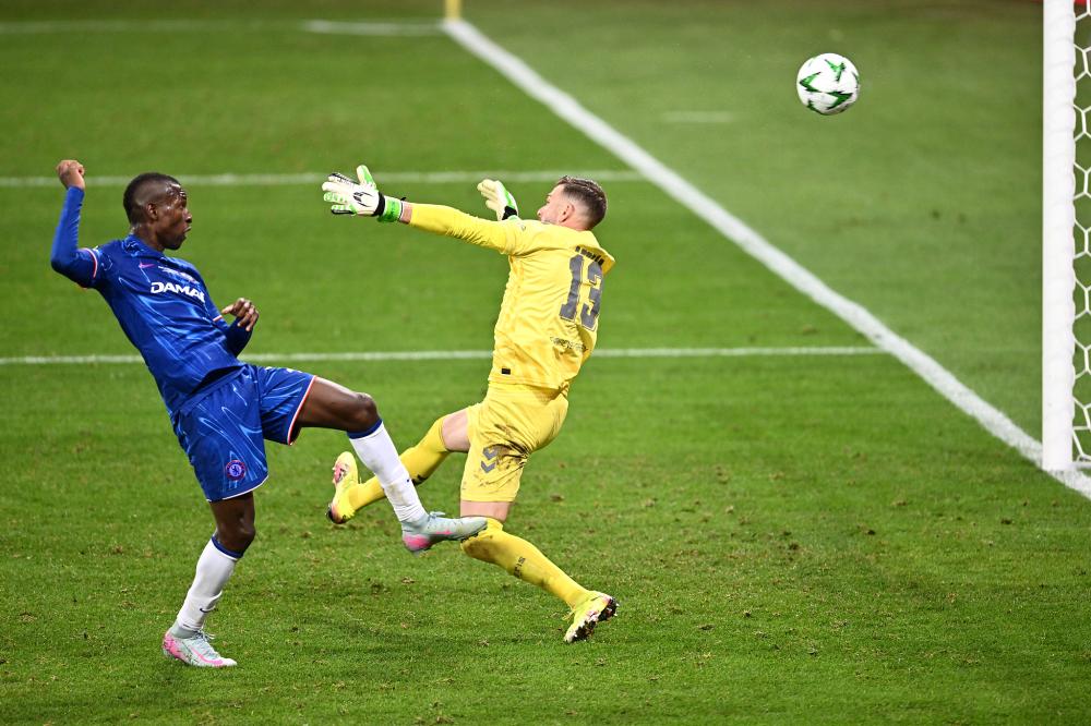 杰伦·布朗本赛季已经10次单节砍下15+，高居联盟第一